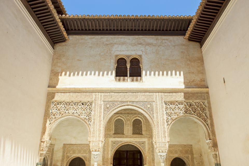 Granada: Alhambra, Nasrid, and Generalife Private Tour - Tour Details