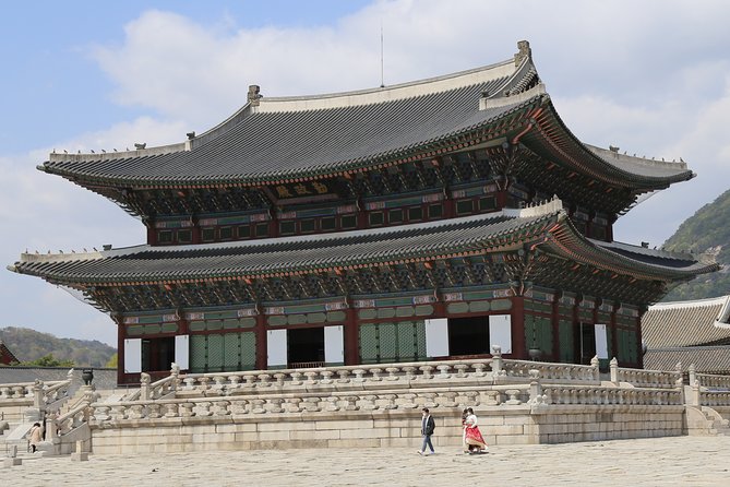 Gyeongbokgung Palace Private Half-Day Tour