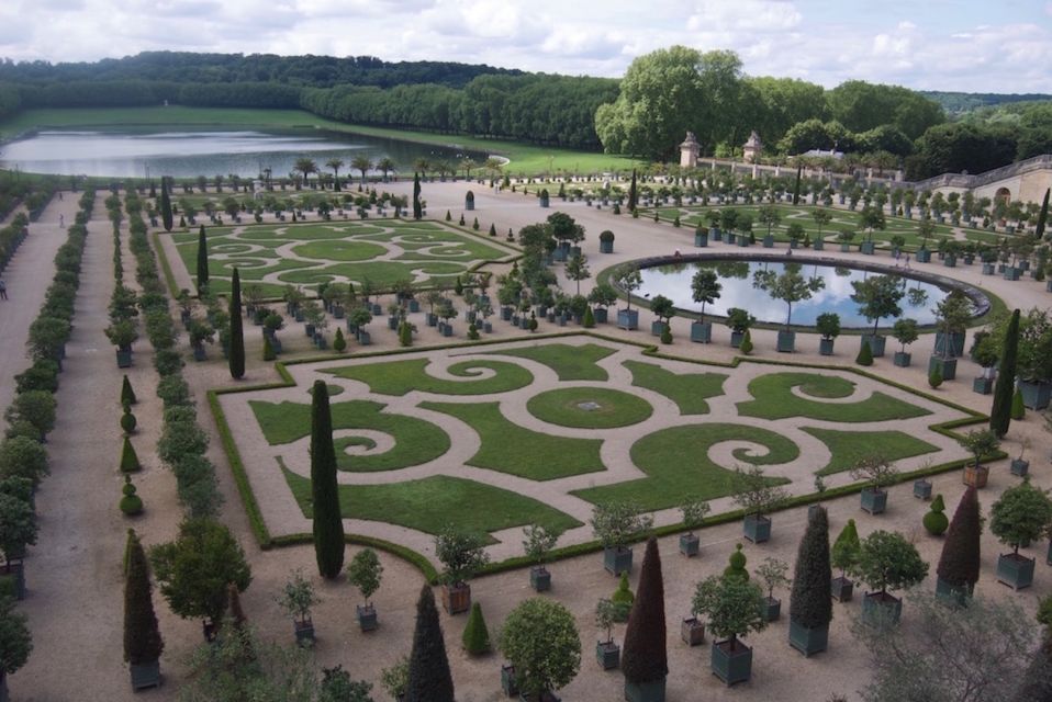 Half Day Versailles Palace & Gardens Tour From Versailles - Tour Details