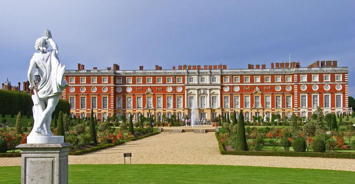 Hampton Court Palace Private Tour With Fast Track Entry - Tour Pricing and Duration