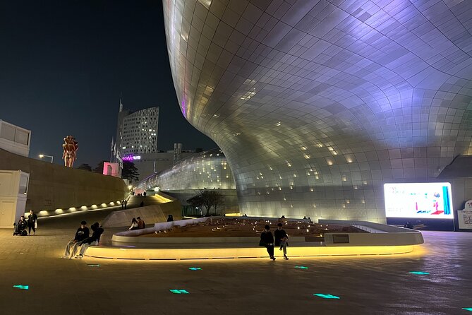 Han River Urban Nature Bike Tour in Seoul