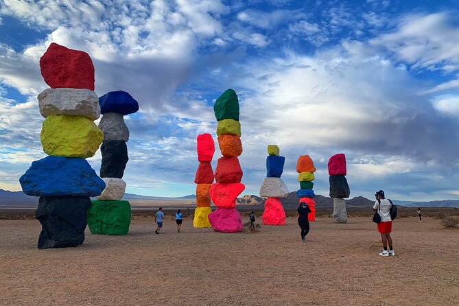 Hoover Dam Walk-On-Top Tour With Seven Magic Mountains