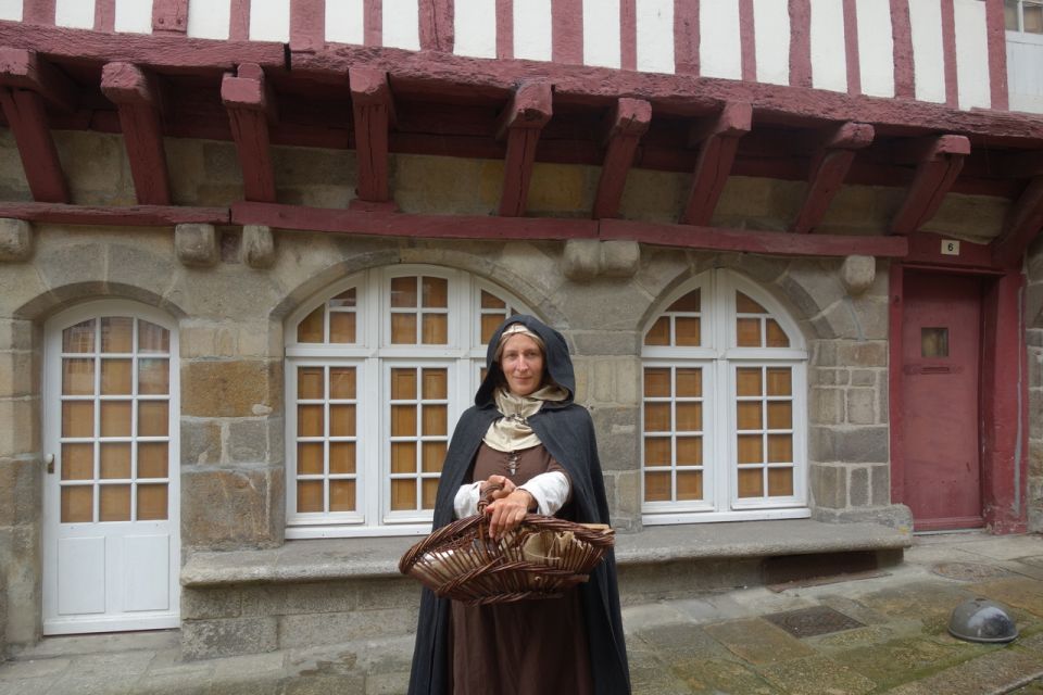 Immerse Yourself in the 15TH Century in Dinan - Meet Your Guide Barbe