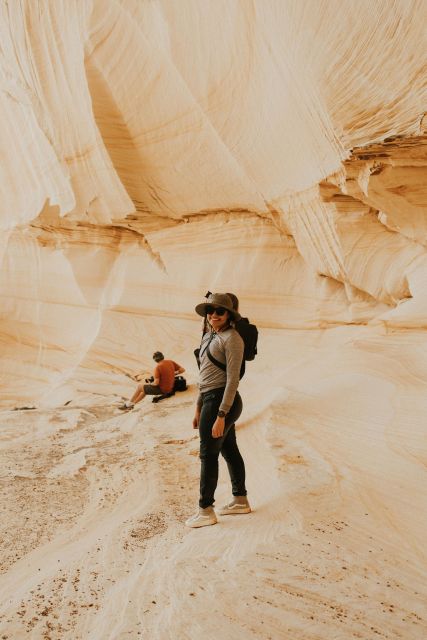 Kanab: Peekaboo Slot Canyon Great Chamber UTV Tour