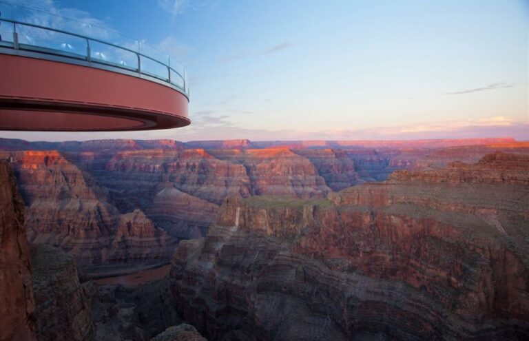 Las Vegas: Grand Canyon Helicopter Landing Tour