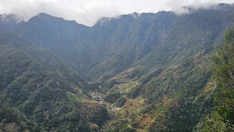 Levada Dos Tornos-Boaventura by Overland Madeira