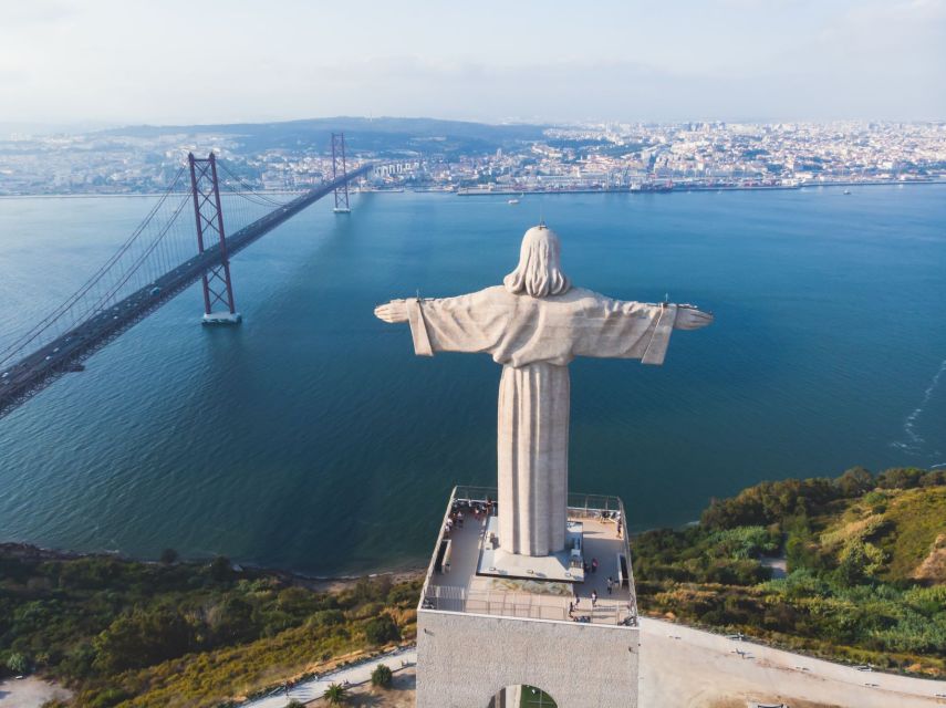 Lisbon: Private Sightseeing Car Tour W/ Jerónimos Monastery - Tour Details