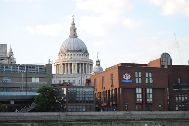 London: 3-Hours Private Walking Tour