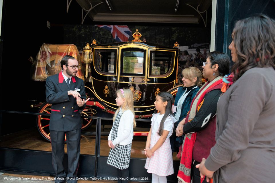 London: Royal Walking Tour With Palace or Mews Options - Tour Details