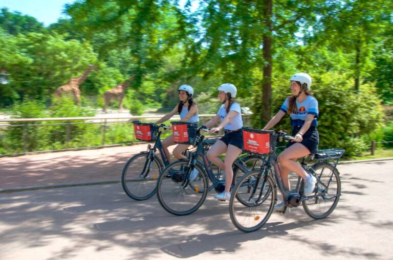 Lyon: Discovery of the Golden Head Park by Bike