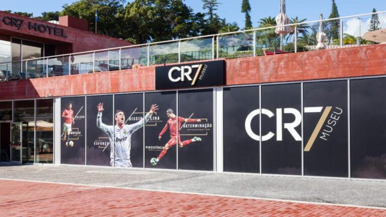 Madeira: Private Cristiano Ronaldo Tour With CR7 Museum