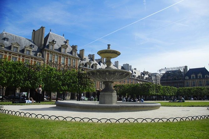 Marais Highlights and History Small-Group Walking Tour  – Paris