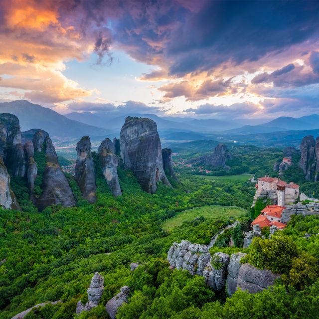 Meteora: Private Day Trip From Thessaloniki