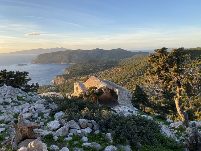 Monolithos: Small Group Hike and Sunset at Monolithos Castle - Tour Overview