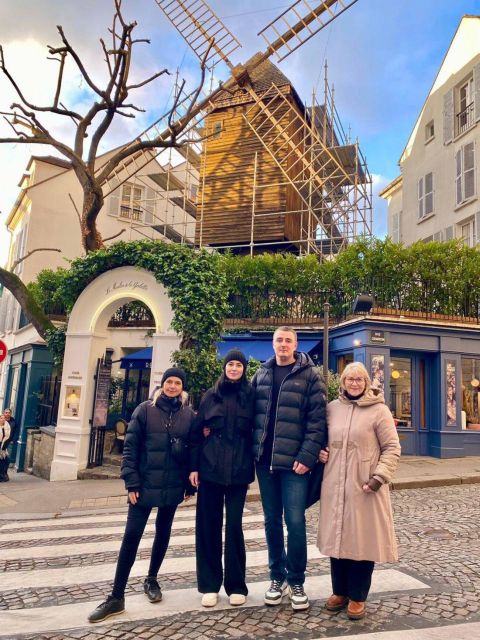 Montmartre: Guided Tour From Moulin Rouge to Sacré-Coeur