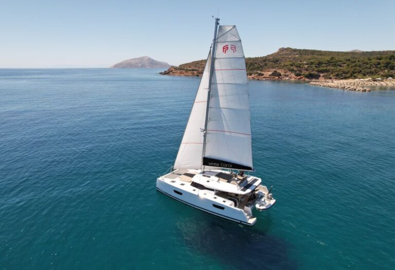 Mykonos: Catamaran Cruise With 3-Course Meal and Transfers