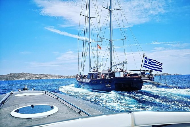 Mykonos: Superior Cruise to Rhenia Island and Delos Guided Tour (Free Transfers)