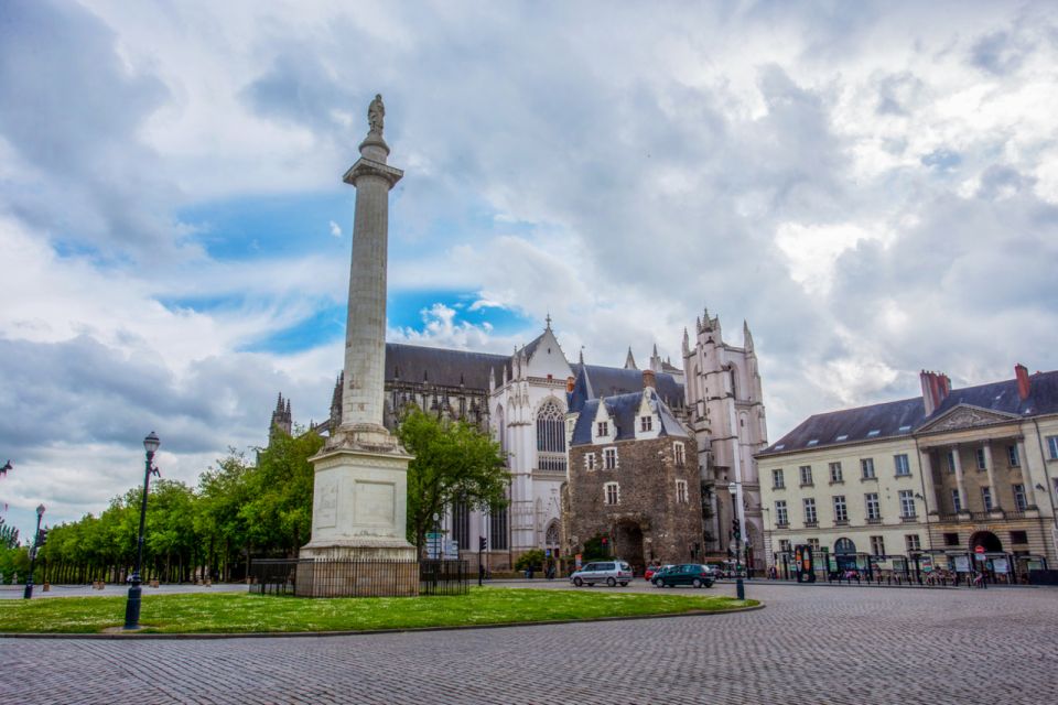 Nantes Family Quest - Enchanting Journey Through Nantes