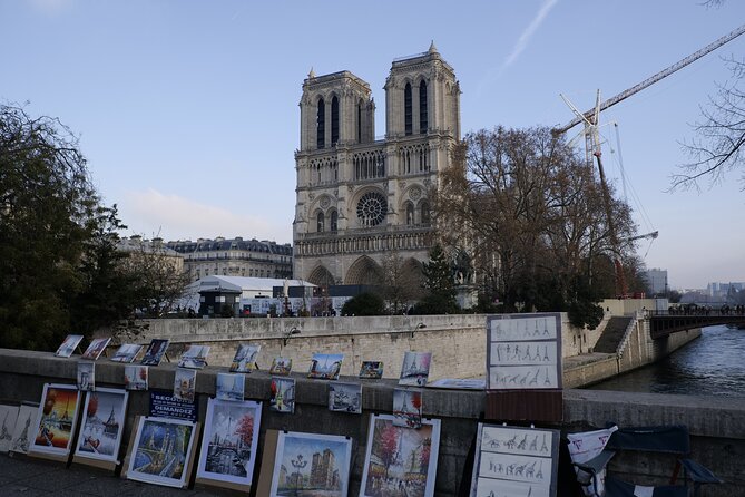 Notre Dame Outdoor Walking Tour With Crypt Entry