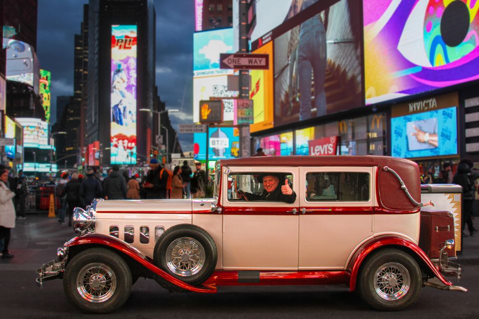 NYC: Vintage Car Midtown Manhattan Tour - Private Group Experience Itinerary