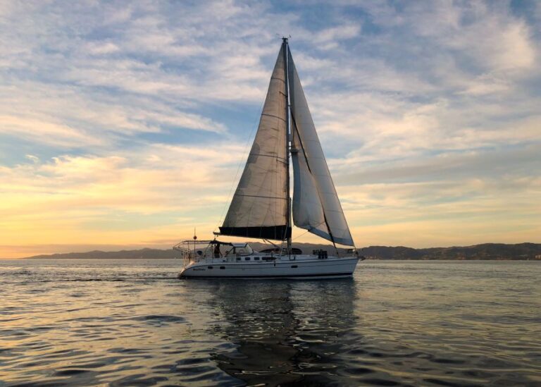 Nydri: Full-Day Sailing Cruise With Swim Stops & Meal