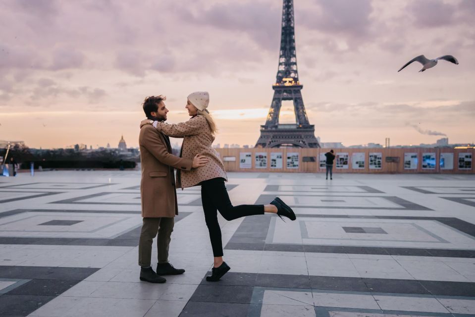 Paris: Eiffel Tower Video - Booking Details