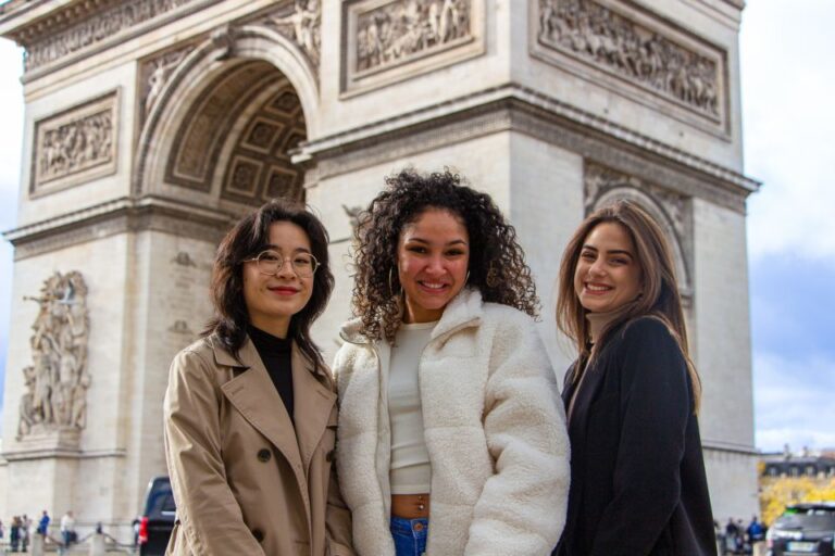 Paris: Professional Photoshoot at the Arc De Triomphe