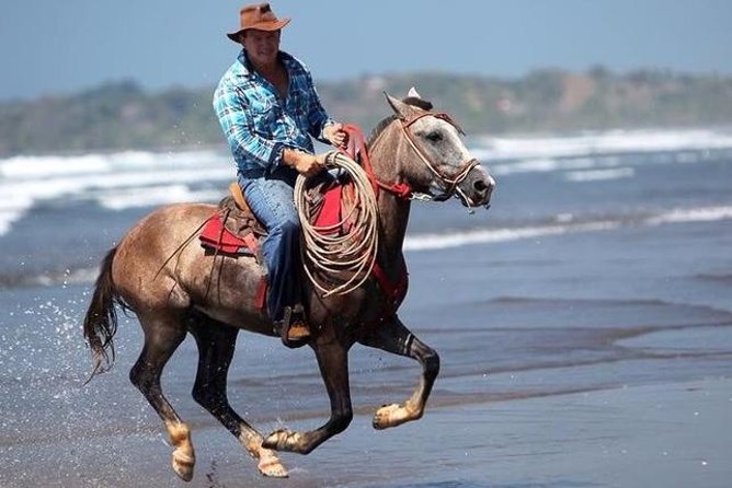 Personalized Beach Adventure Near Jaco