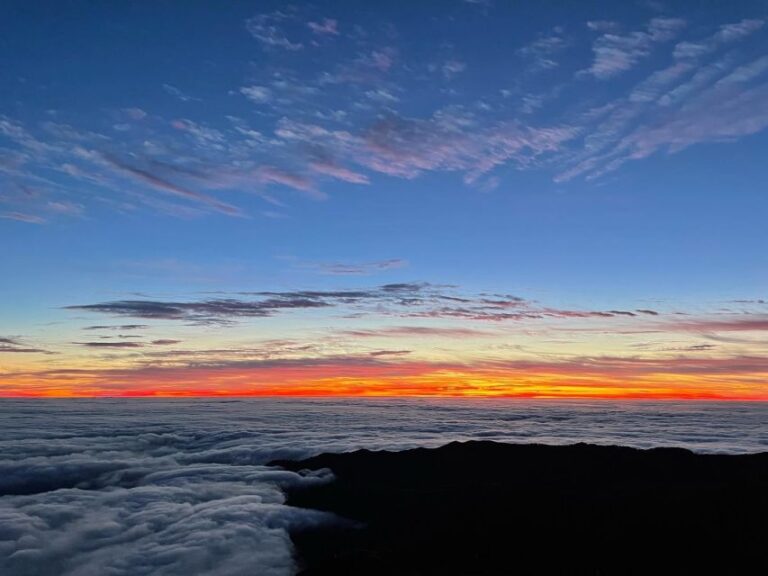 Pico Areeiro -Pico Ruivo Hike With Sunrise Overland Madeira