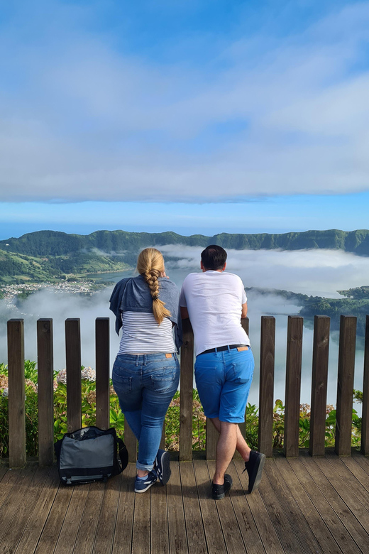 Ponta Delgada: Beauties of São Miguel Island Private Tour