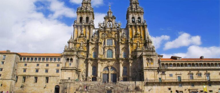 Porto: Day Trip to Santiago De Compostela