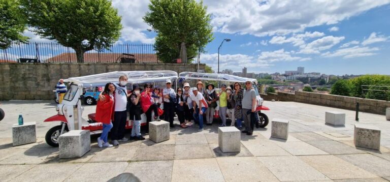 Porto: Tuk Tuk Tours With Wine Tasting