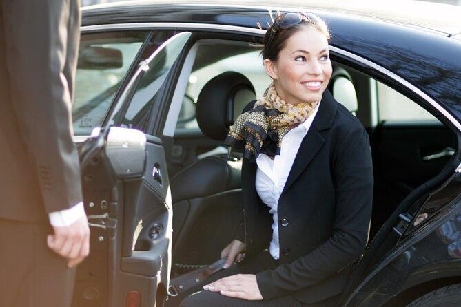 Private Car With a Driver in Paris