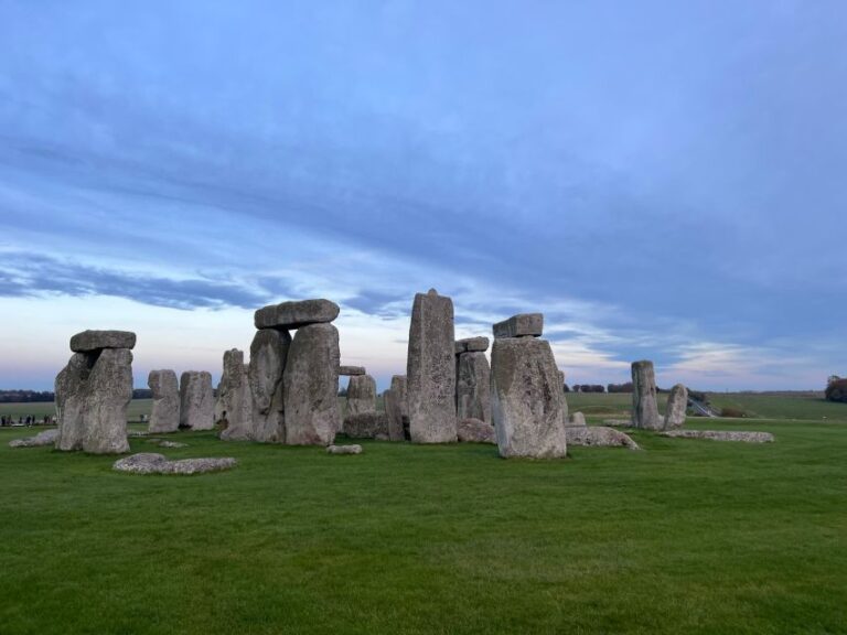 Private Trip to Windsor Castle and Stonehenge