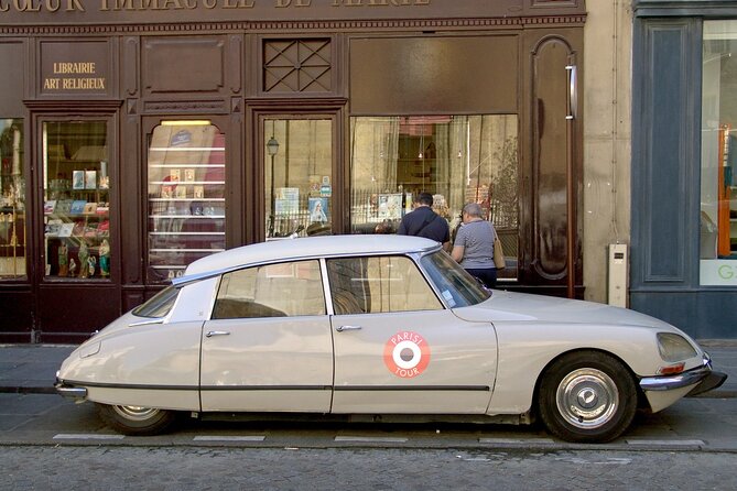 Private Vintage Car Tour of Paris in a Citroën DS – 2H