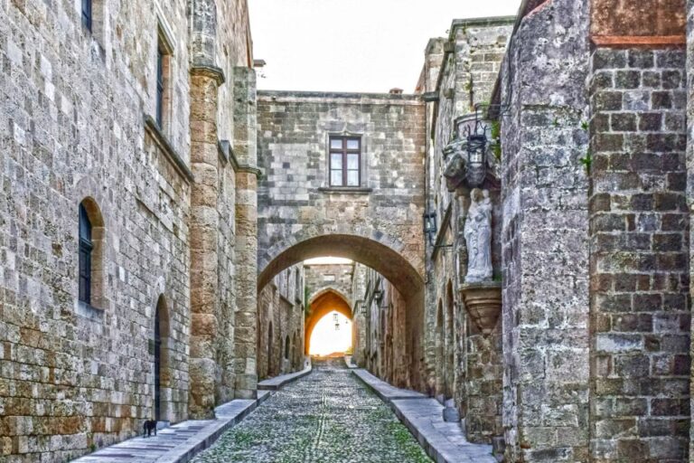 Rhodes Old Town Highlights Self-Guided Treasure Hunt & Tour