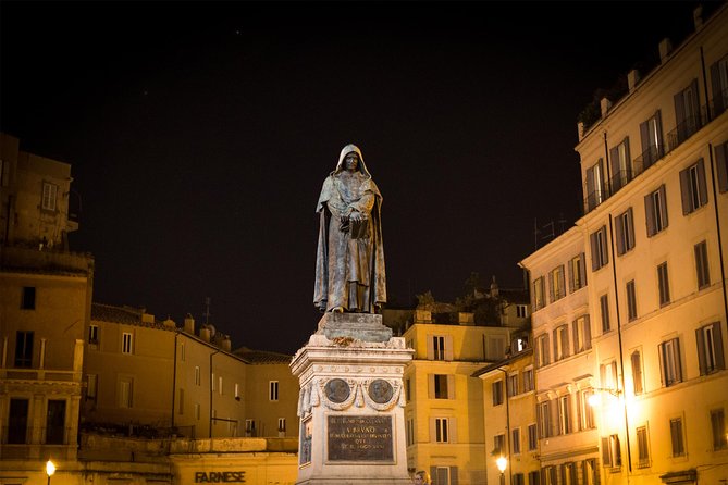 Rome by Night Walking Tour – Legends & Criminal Stories