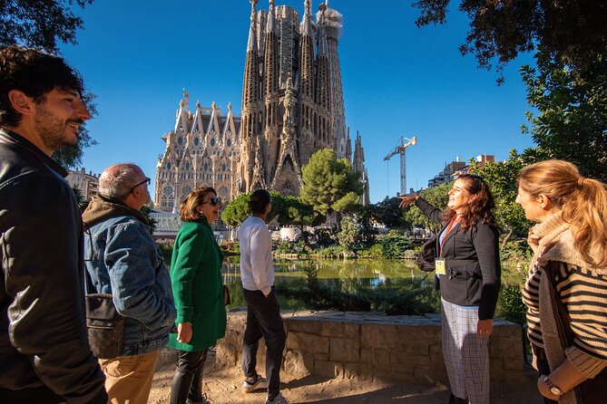 Sagrada Familia Small Group Guided Tour With Skip the Line Ticket - Practical Information for Visitors