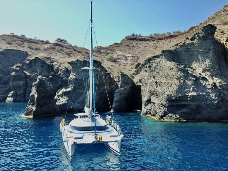 Santorini: Semi-Private Catamaran Cruise With Food & Drinks