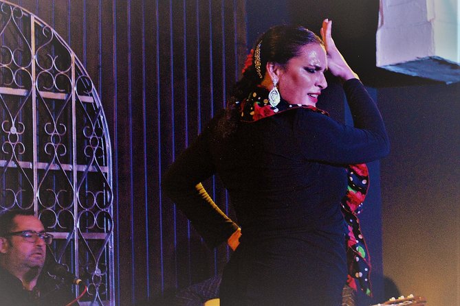 Skip the Line: Flamenco Show, Dinner and Workshop Madrid Ticket