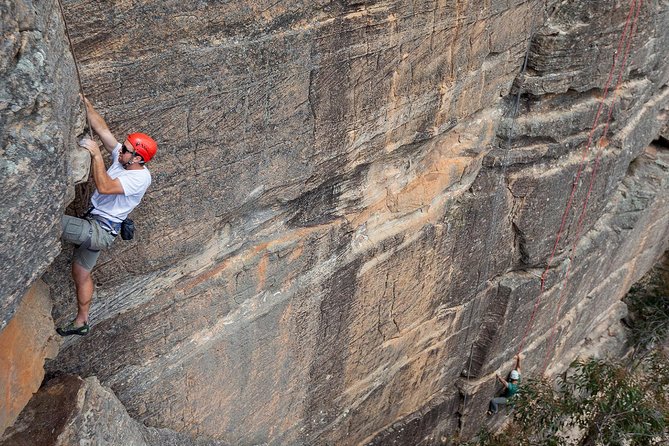 Small-Group Full-Day Rock Climbing Adventure From Katoomba