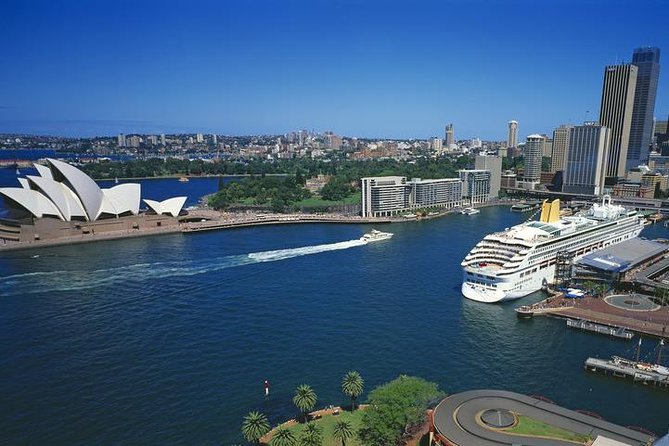 Sydney Port Arrival Transfer: Cruise Port to City Hotel