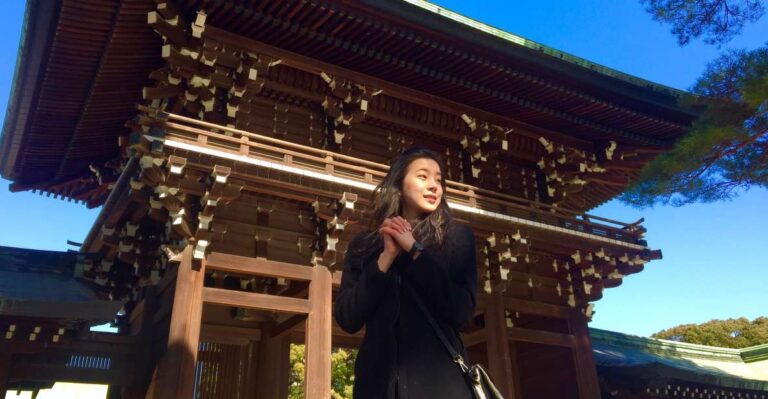 Tokyo: Private Photoshoot at Meiji Shrine and Yoyogi Park