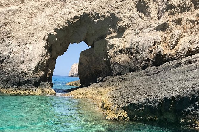 Turtle Spotting Cruise in Zakynthos