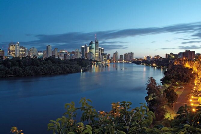 Twilight Rockclimb & Abseil Adventure in Kangaroo Point Cliffs