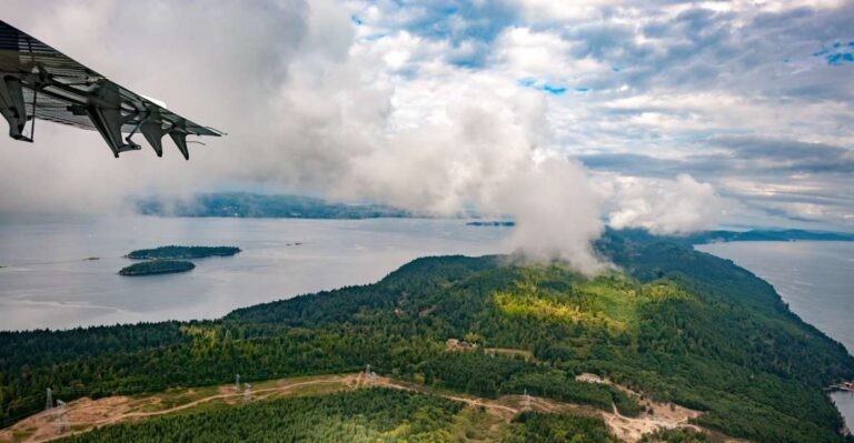 Vancouver: Seaplane to Victoria With Bus and Ferry Return