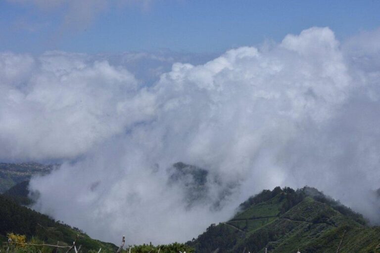 West Mountains Tour With Pico Do Arieiro Sunset and Dinner