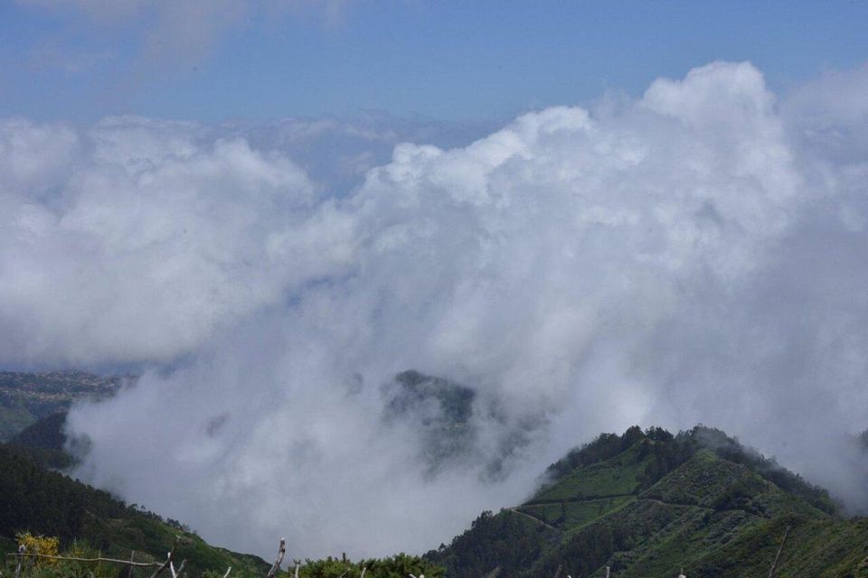 West Mountains Tour With Pico Do Arieiro Sunset and Dinner - Tour Overview