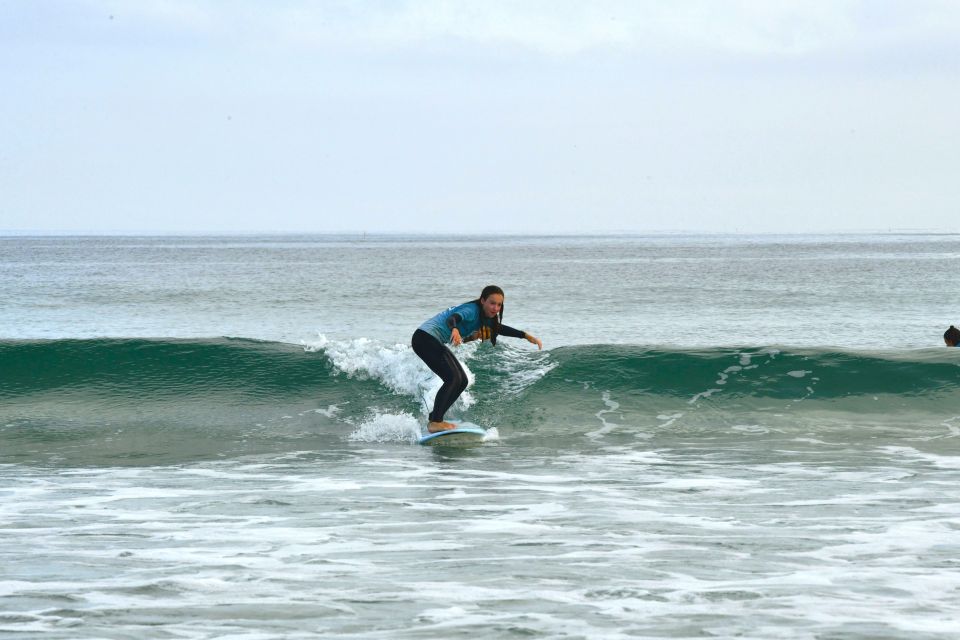 10 Surf Lessons - Surf Lesson 2: Mastering Paddling Techniques