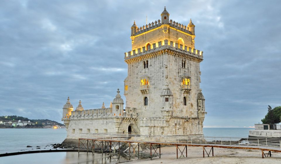 8-Hours Lisbon Tour With Entrance Fees - Highlights